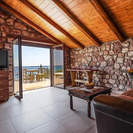 Вилла Petronas Land House 2 Архангелос Экстерьер фото